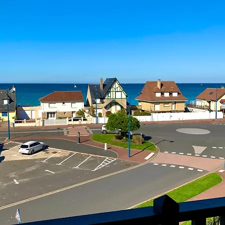 Pleine Vue A 50m De La