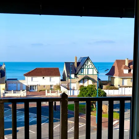 Pleine Vue A 50m De La *